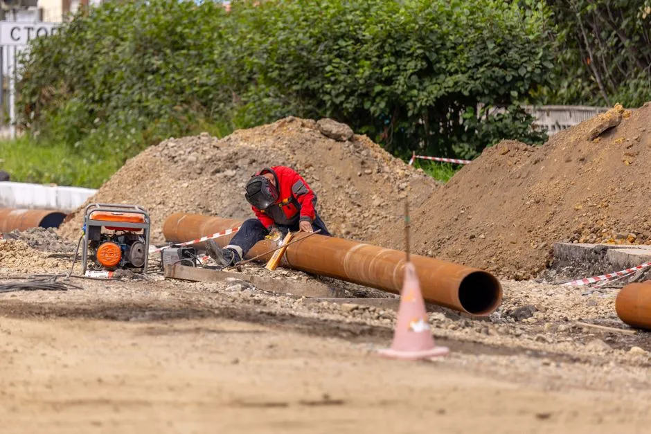 What to Expect During Trenchless Sewer Line Root Removal